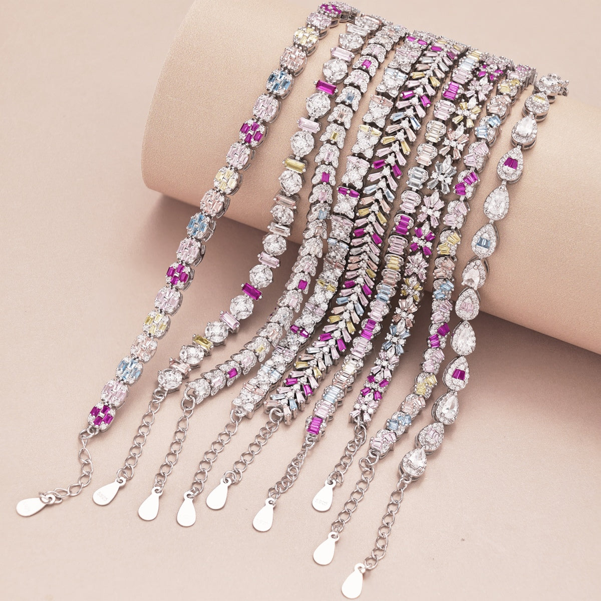 [LuckyStar]Einzigartiges buntes Armband in Blumenform für den Alltag